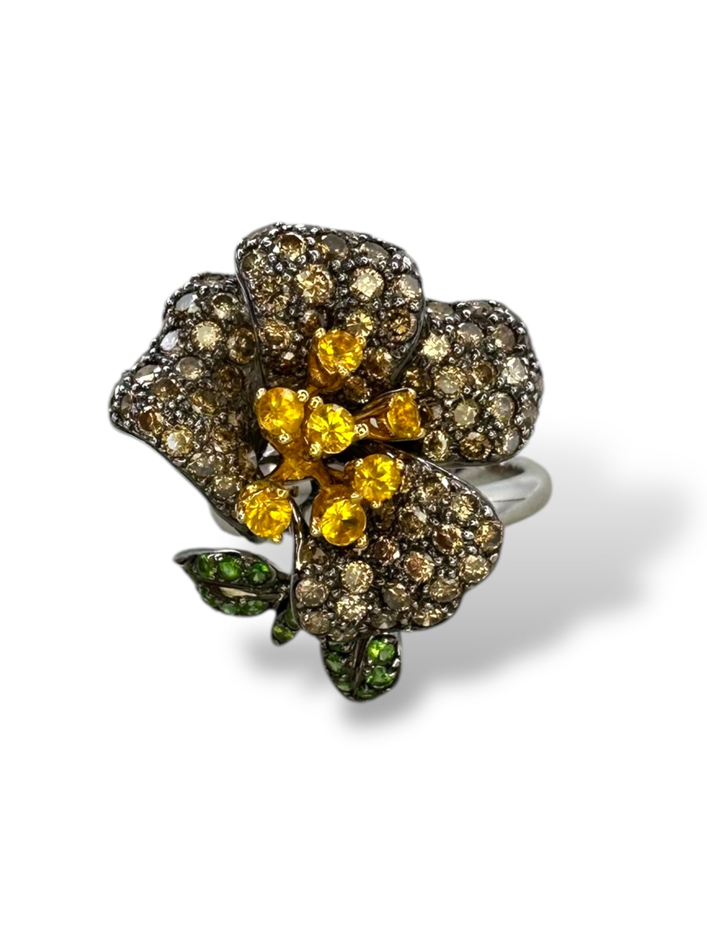 18k Diamond Flower Ring