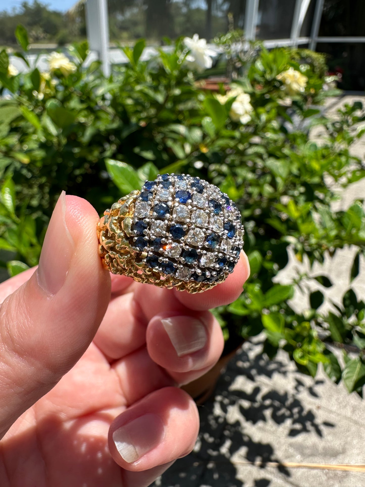18k Sapphire Diamond Textured Ring