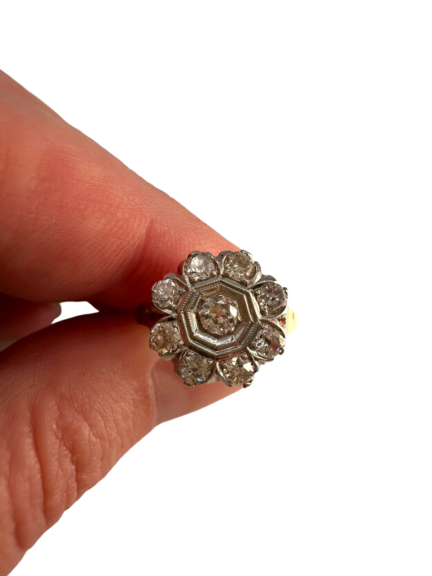 14k Diamond Daisy Ring