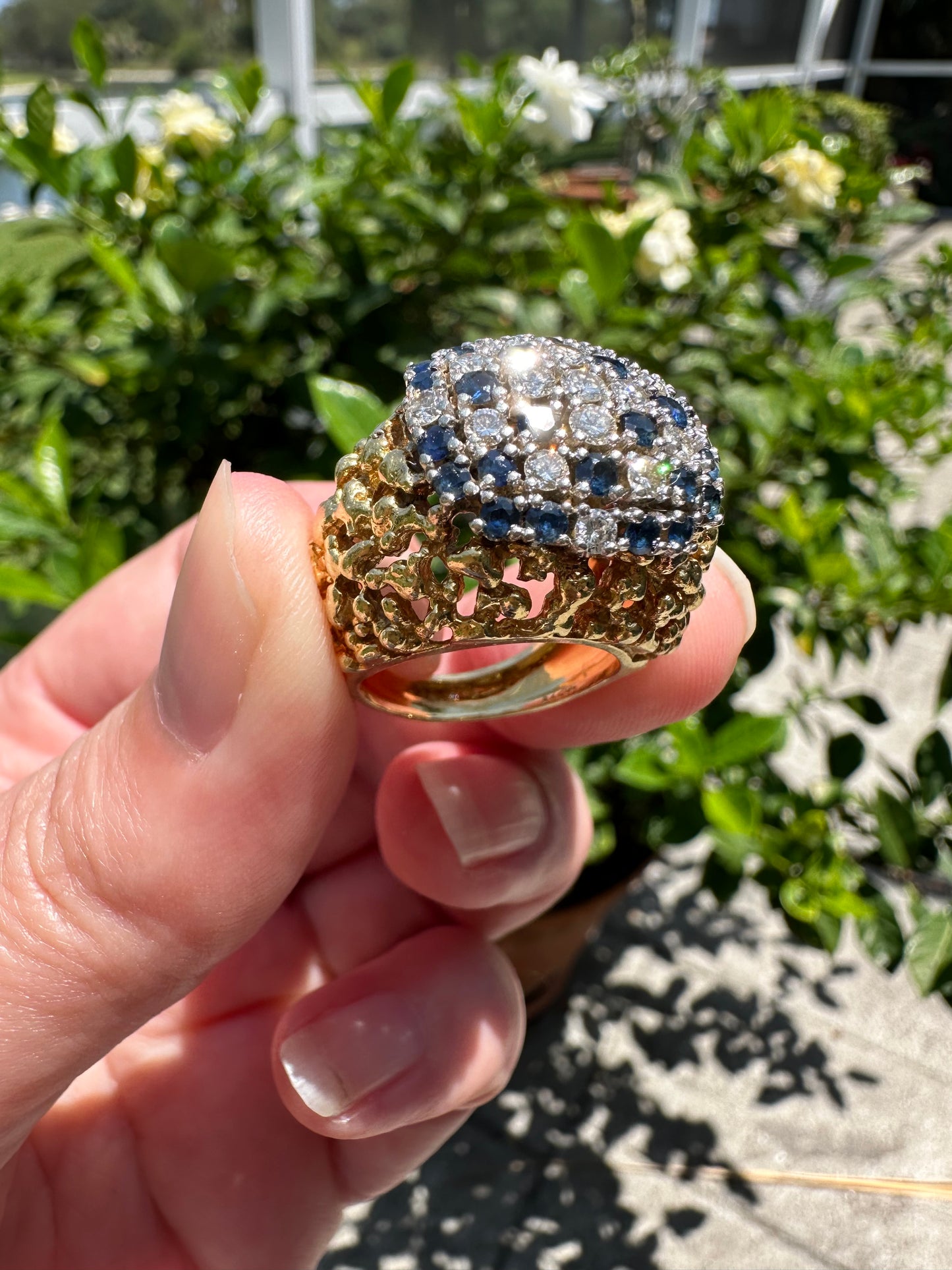 18k Sapphire Diamond Textured Ring