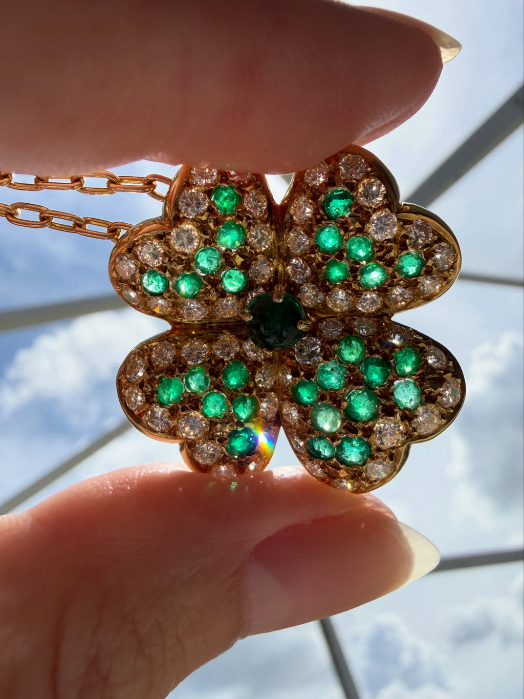 18k Emerald Diamond Clover Pendant