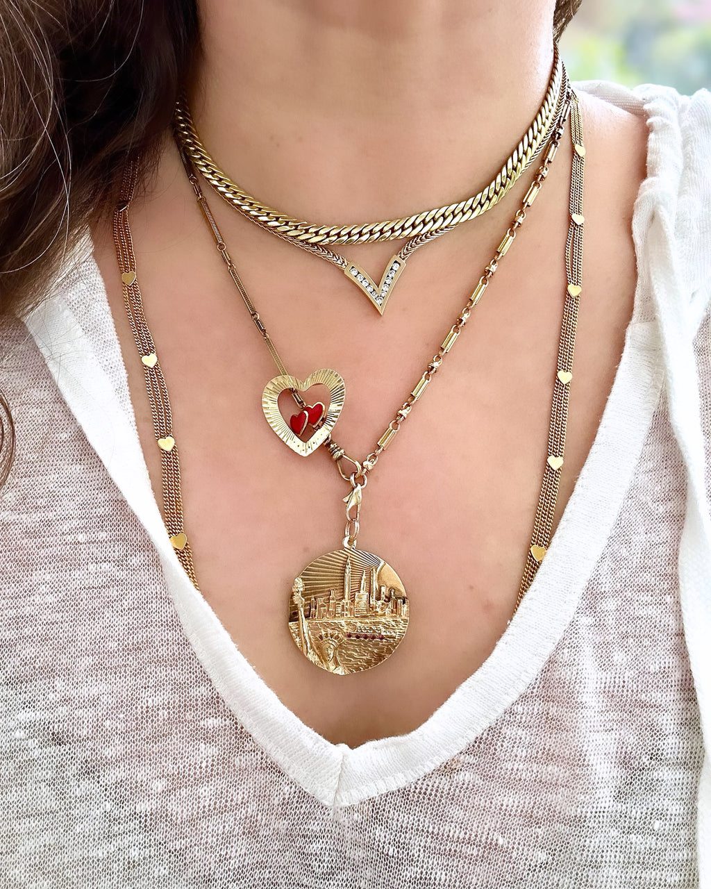 22k Heart Station Necklace