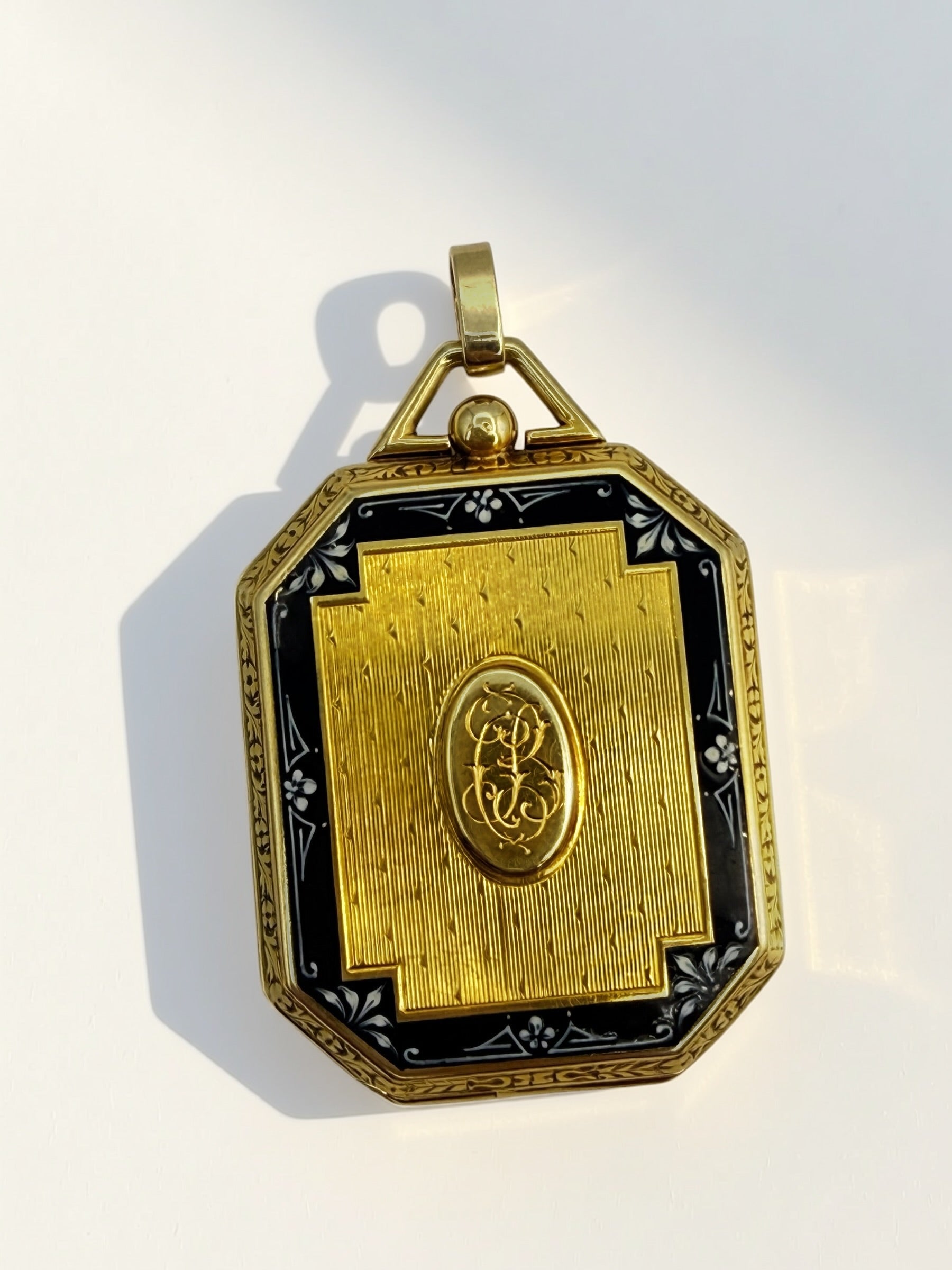 14k Edwardian Enamel Locket