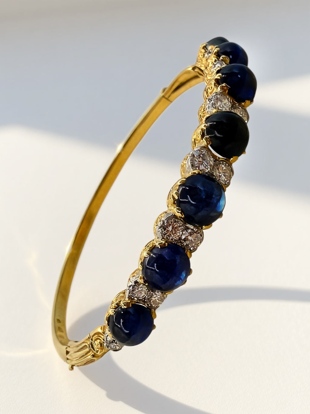 18k Sapphire Diamond Bangle Bracelet
