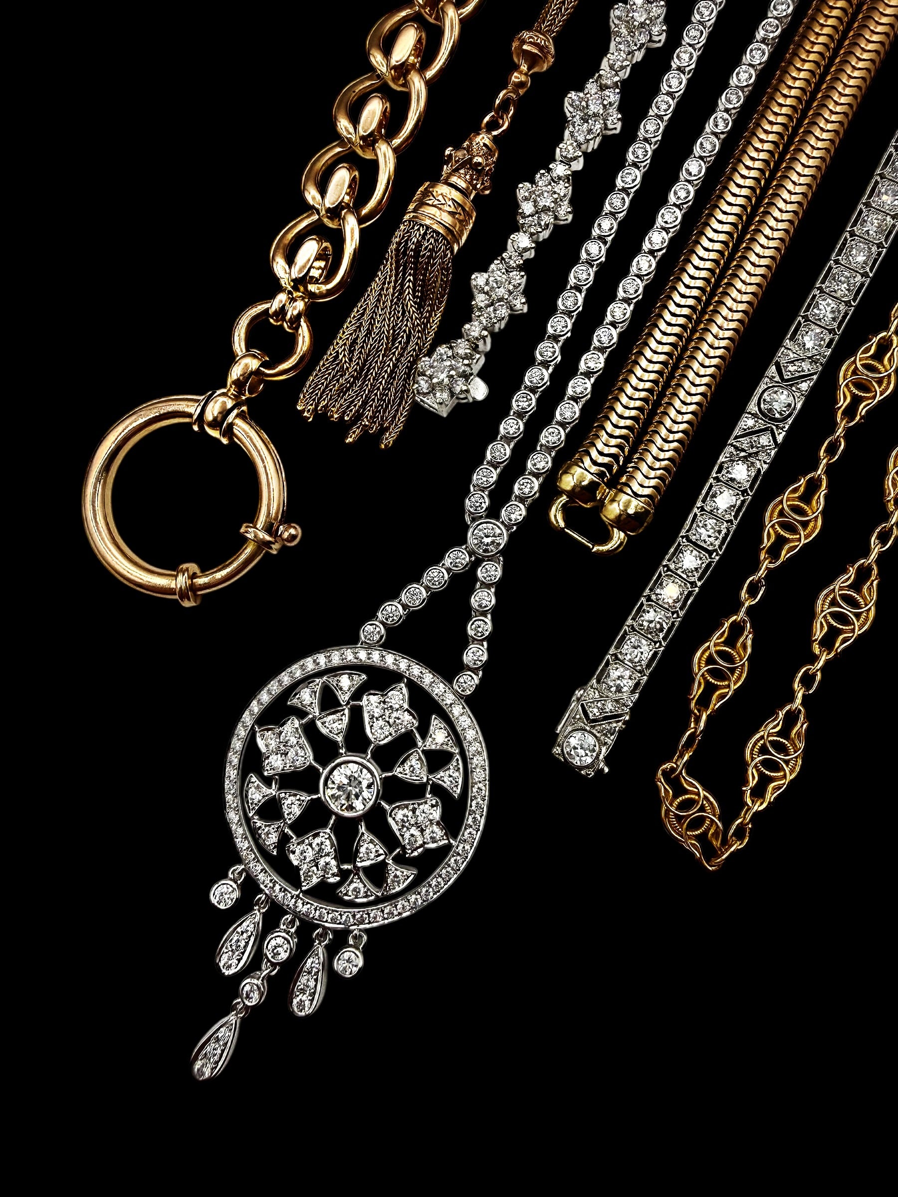 18k Diamond Pendant Necklace