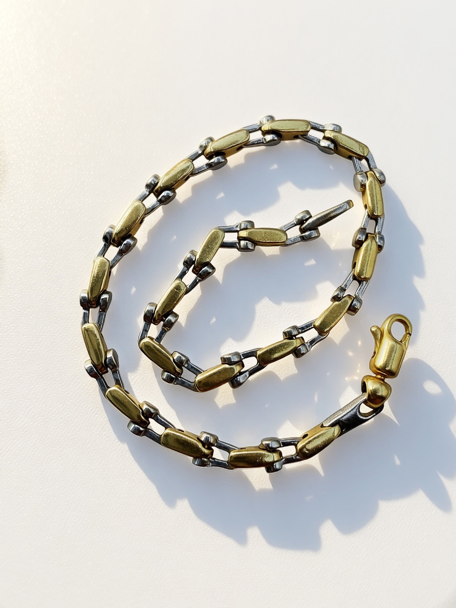 14k Two Tone Stirrup Link Bracelet