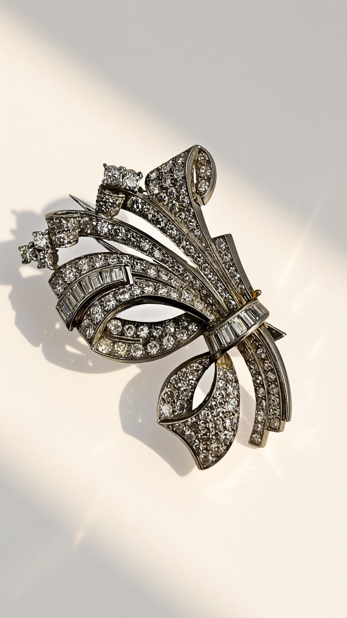 Platinum Diamond Bow Fur Clip Brooch (view 14)