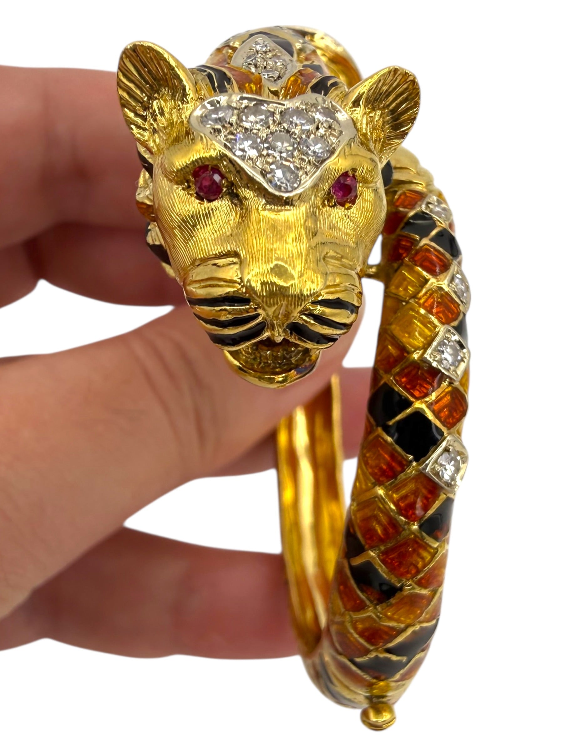 18k Enamel Diamond Tiger Bangle