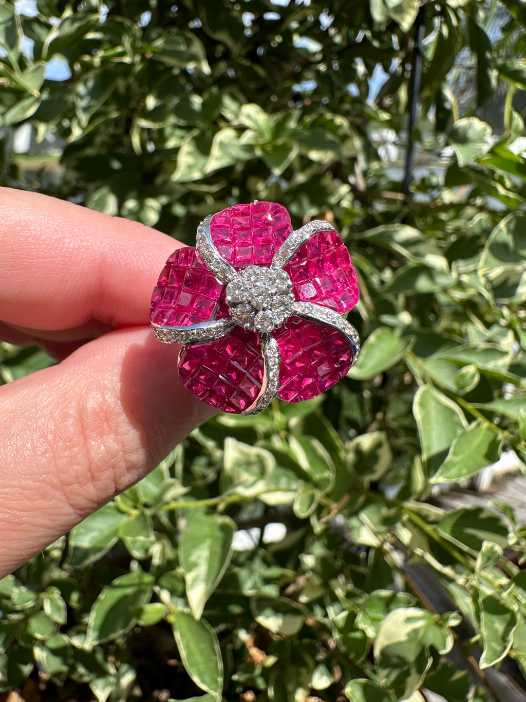 14k Ruby Diamond Flower Ring