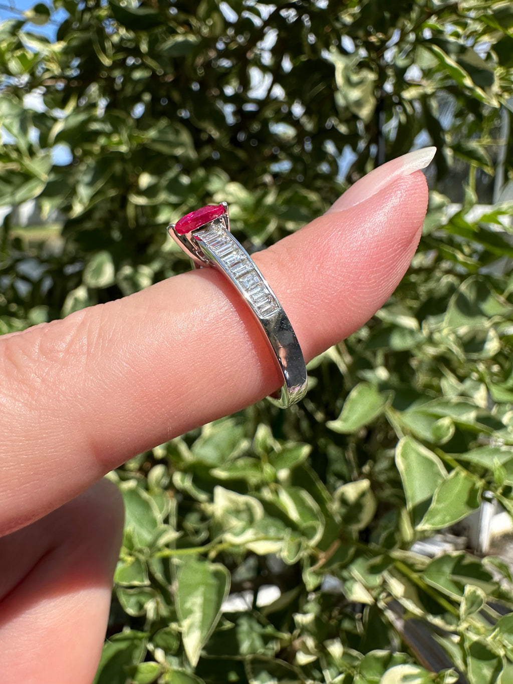18k Heart Ruby Diamond Ring