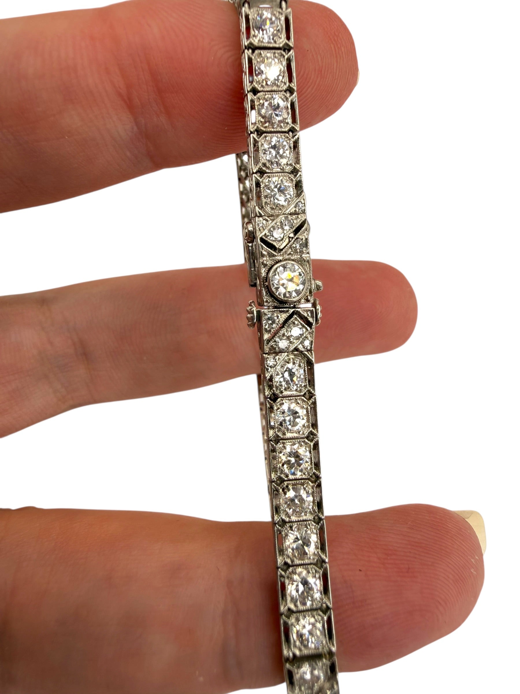 Platinum Diamond Mid-Century Line Bracelet