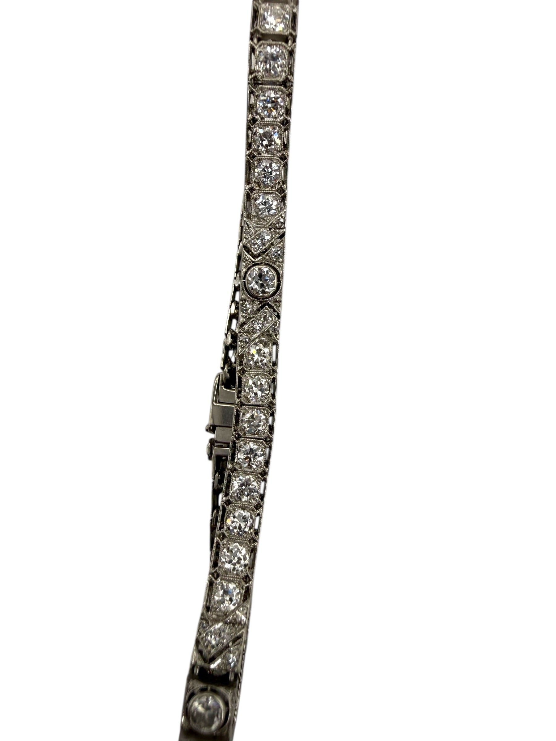 Platinum Diamond Mid-Century Line Bracelet