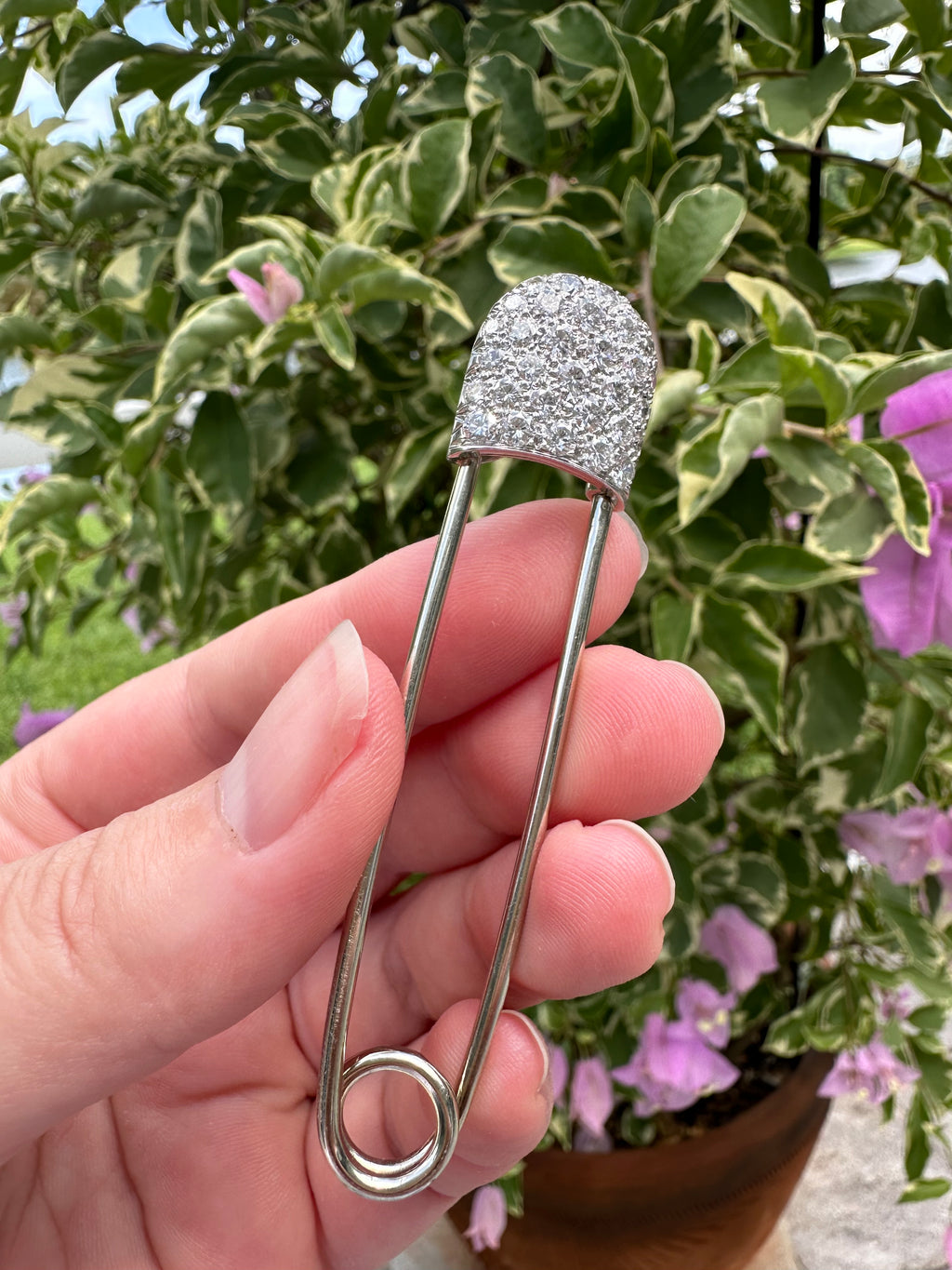 18k Platinum Diamond Safety Pin Brooch