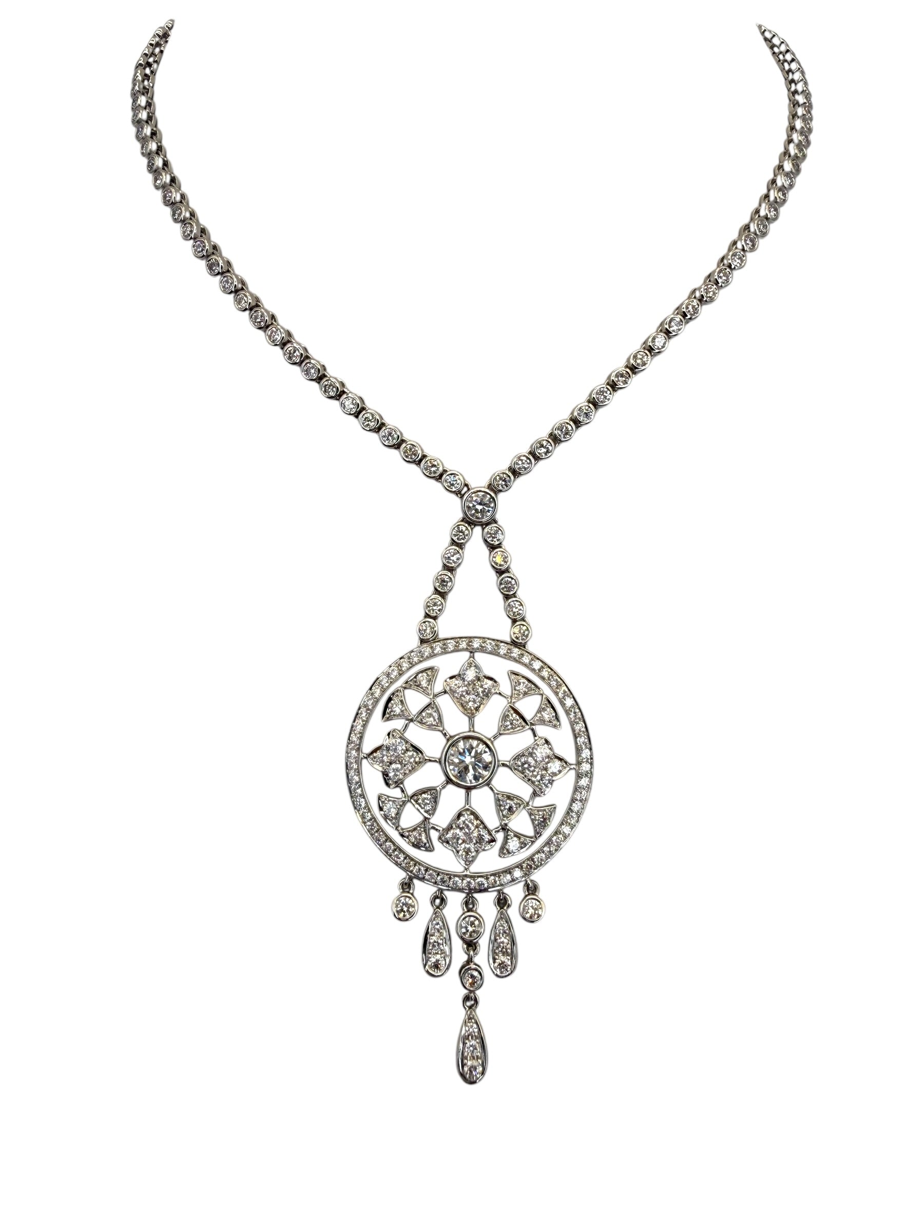 18k Diamond Pendant Necklace