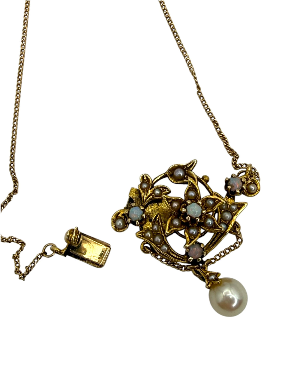 14k Opal Pearl Delicate En Tremblant Flower Necklace