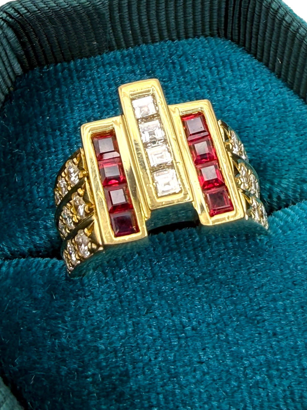 18k Ruby Diamond Geometric Ring