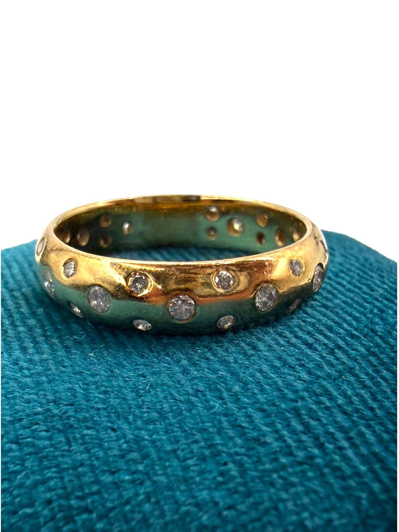 18k Etoile Diamond Band Ring