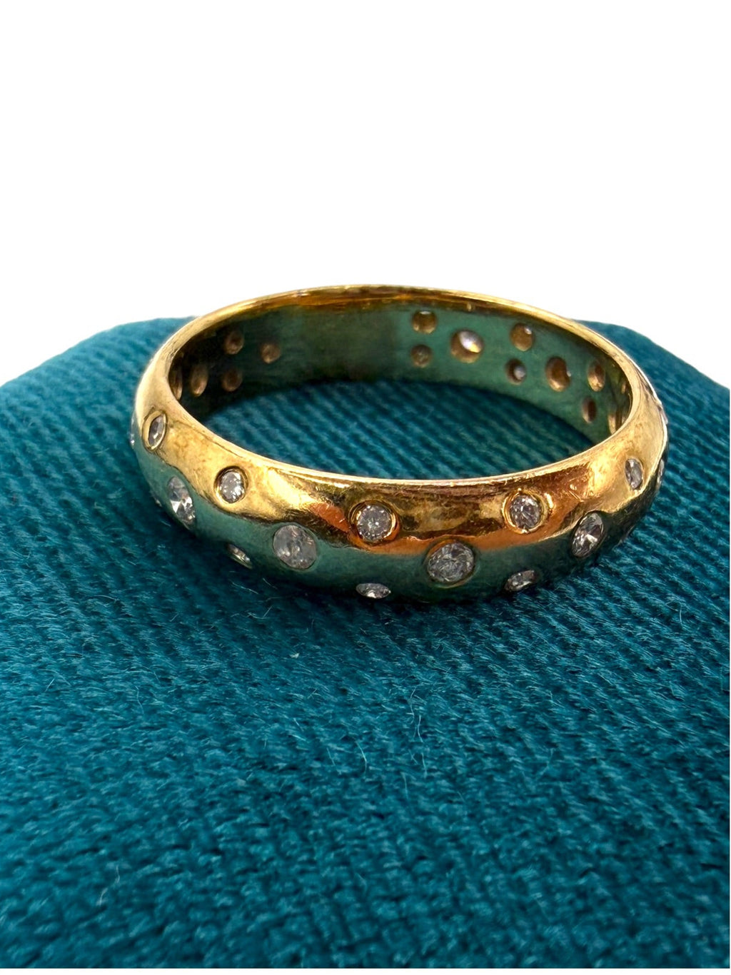 18k Etoile Diamond Band Ring