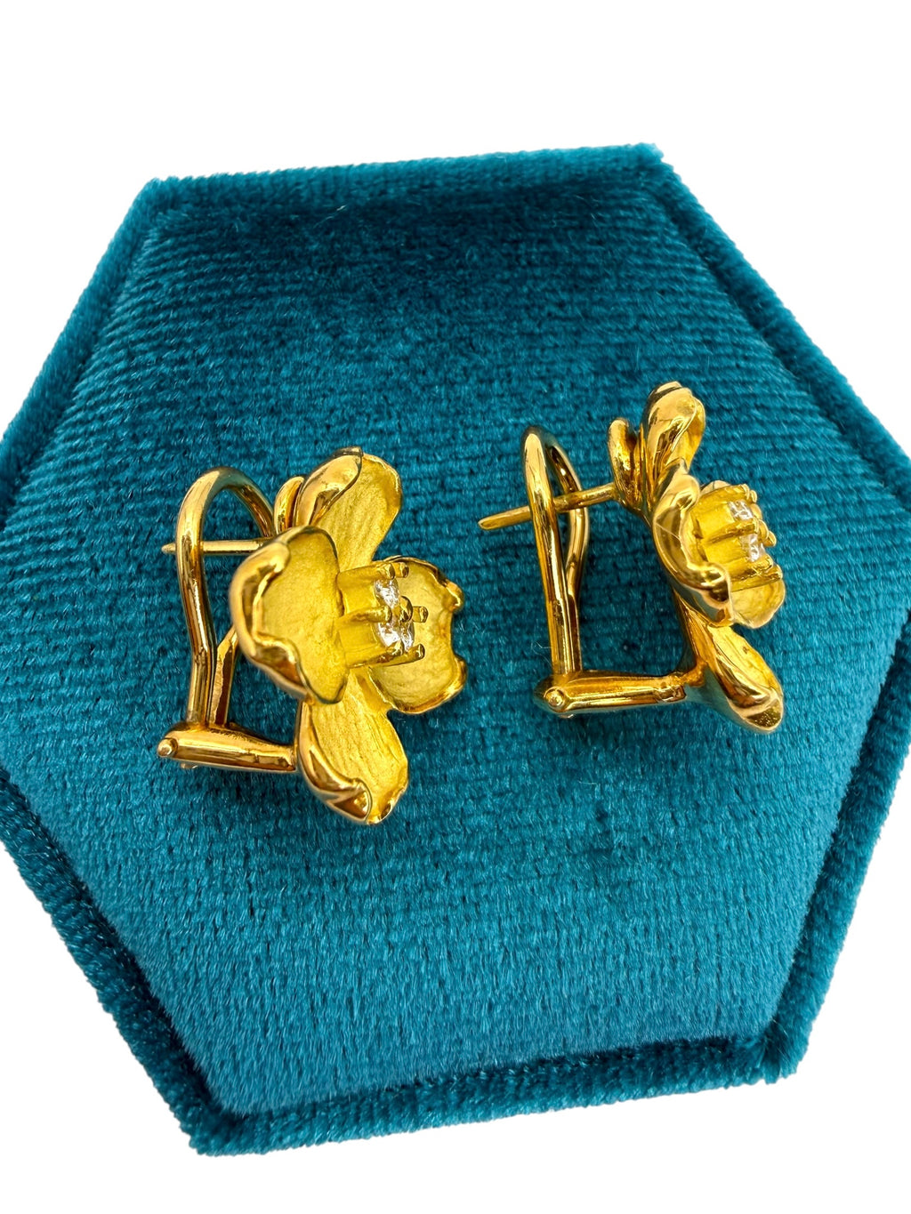 18k Diamond Dogwood Flower Earrings