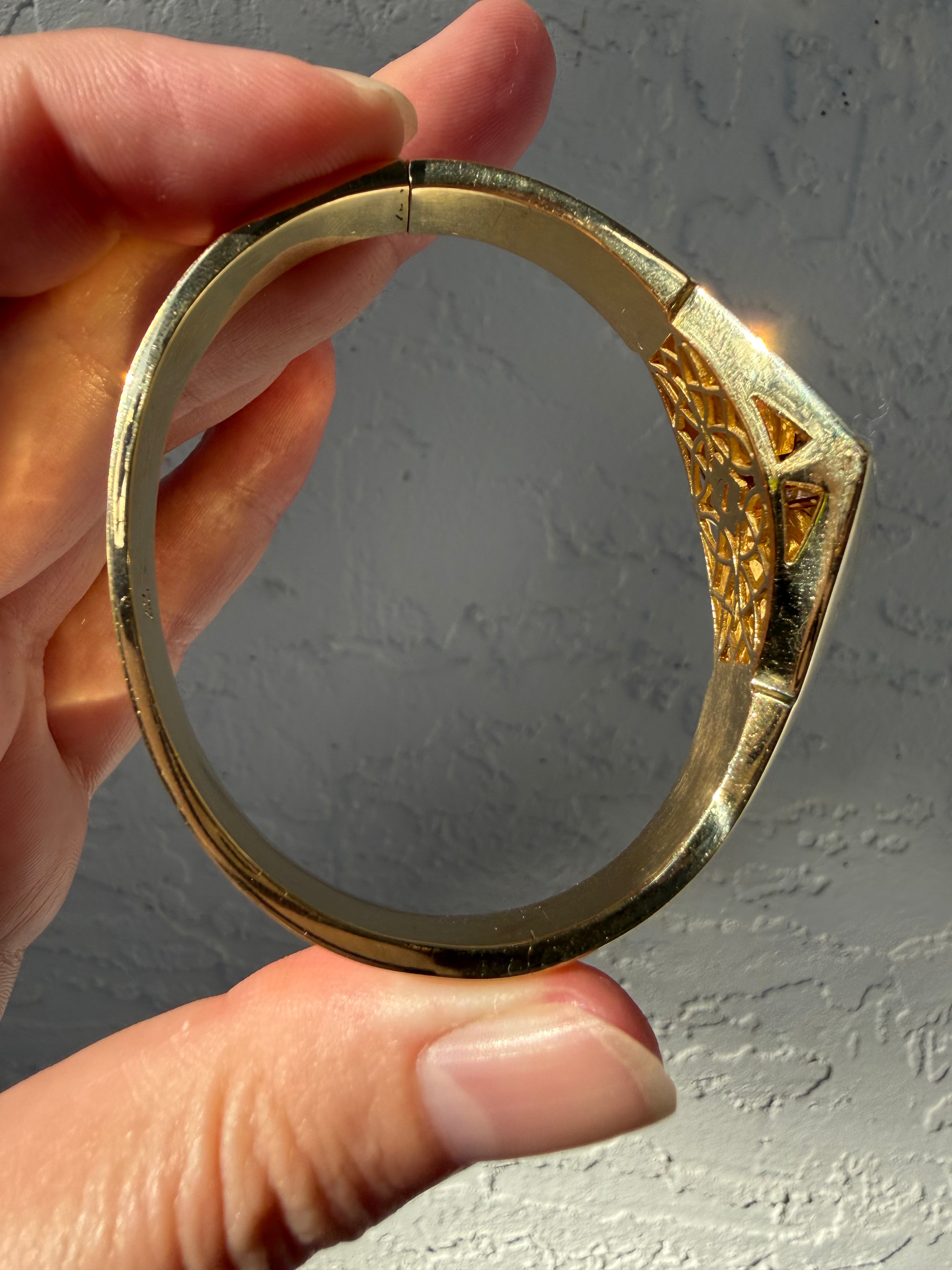 18k Diamond Bangle Bracelet