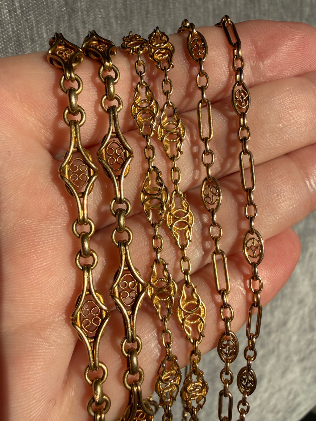 18k Early 1900s Filigree Chain Diamond Shape