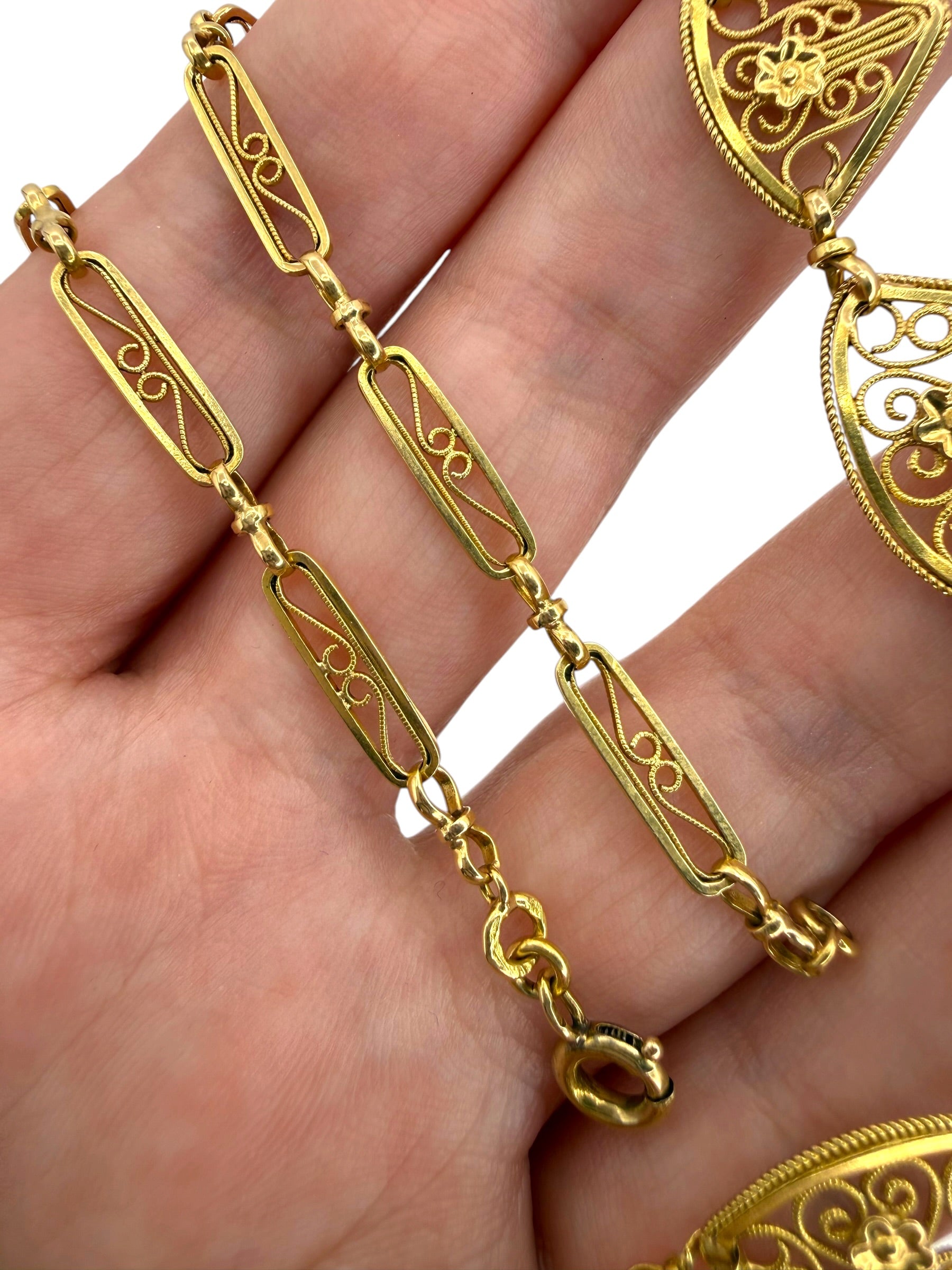 18k French Filigree Necklace