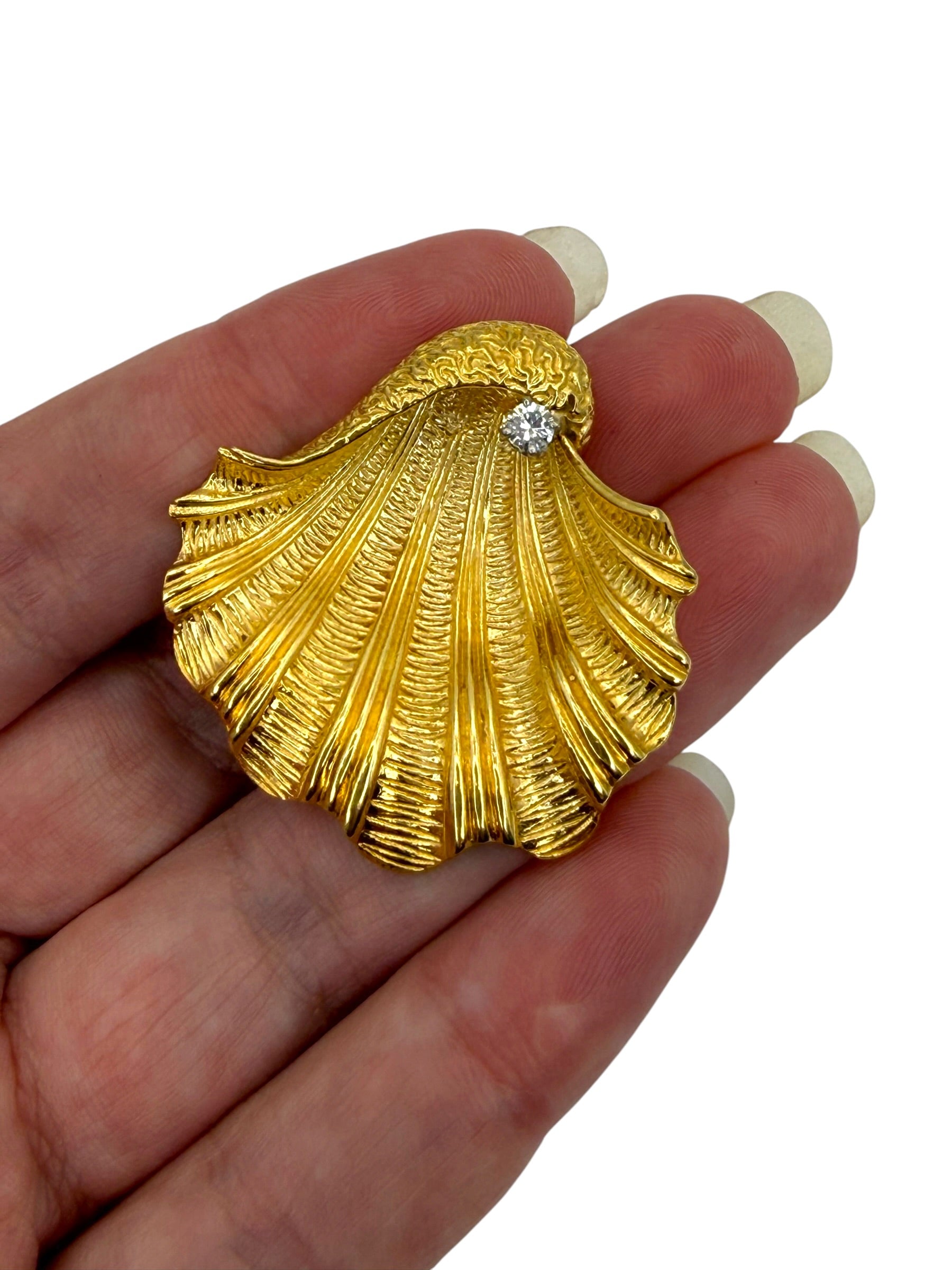 18k Diamond Shell Brooch