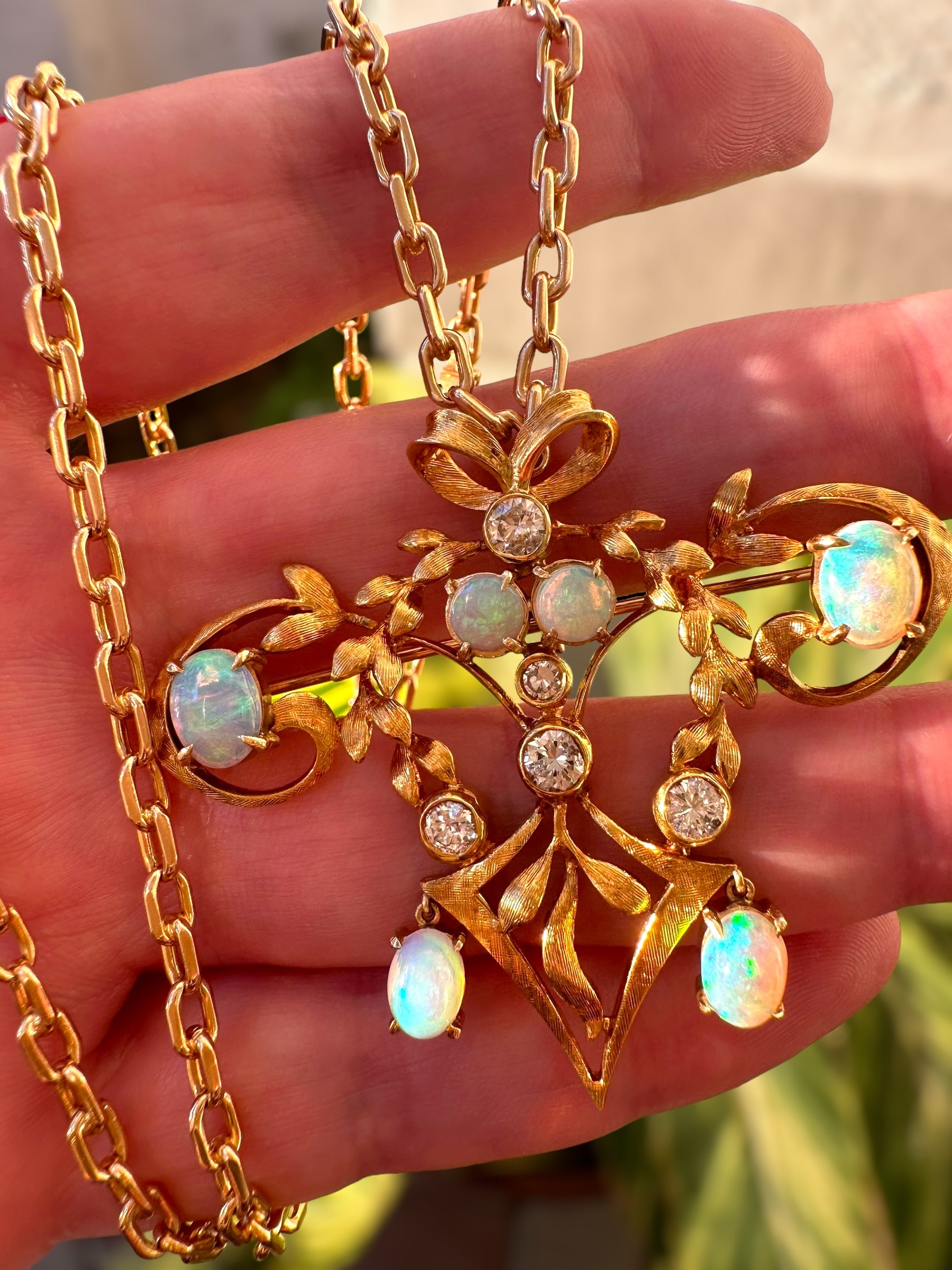 18k Opal Diamond Pendant Brooch