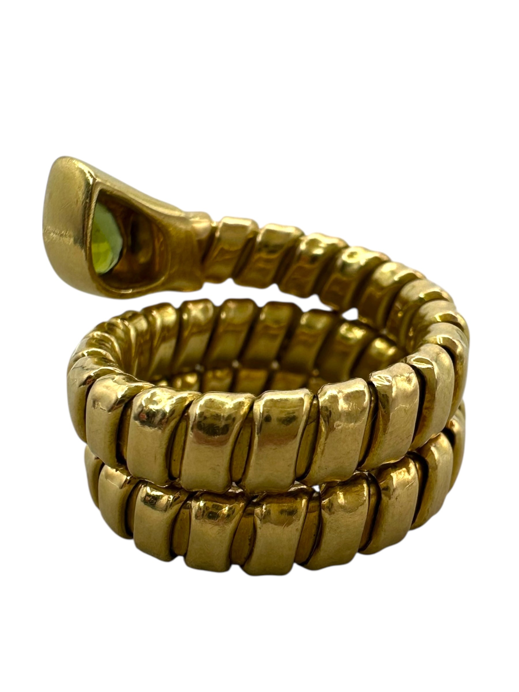 18k Tubogas Peridot Snake Ring