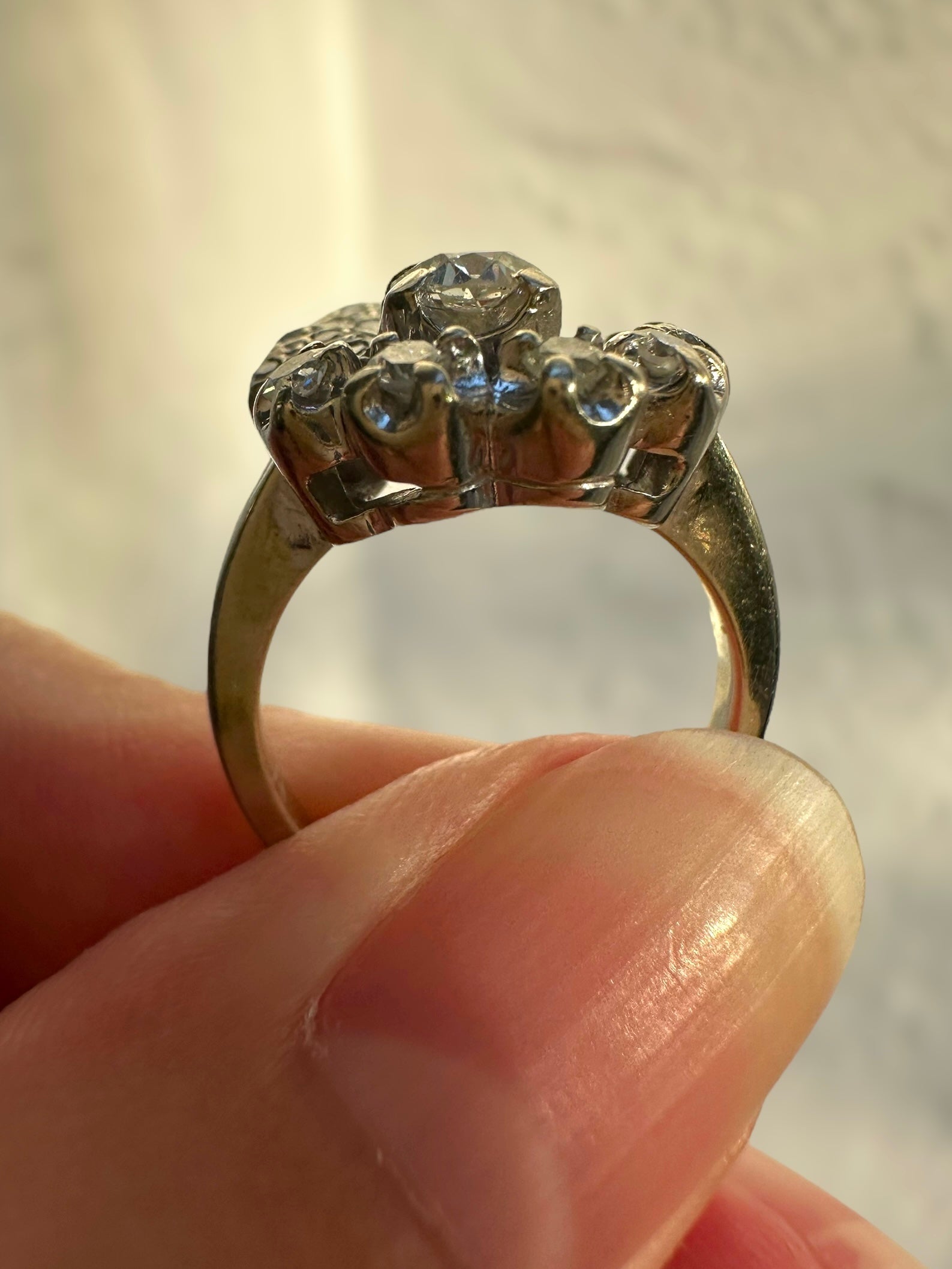 14k Diamond Swirl Ring