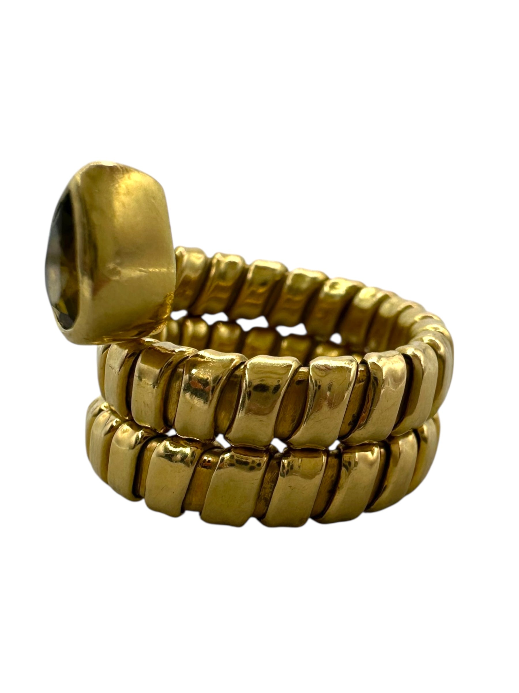 18k Tubogas Peridot Snake Ring