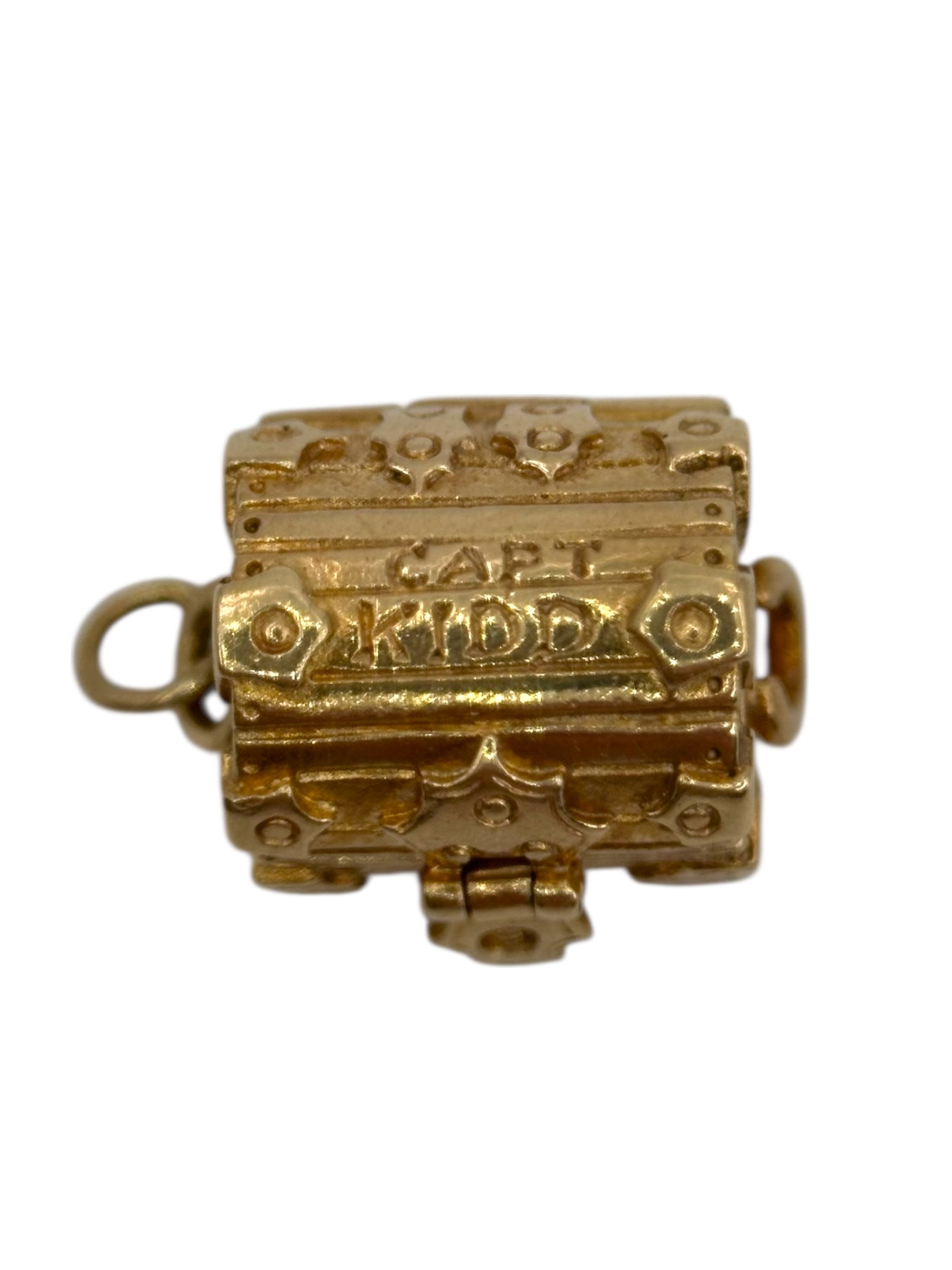 9k Capt Kidd Treasure Chest Charm