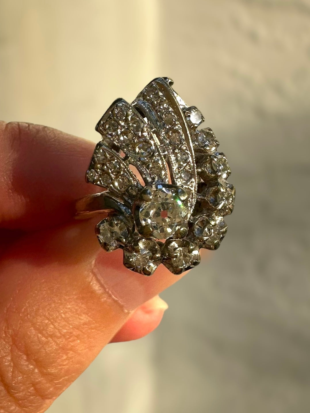 14k Diamond Swirl Ring