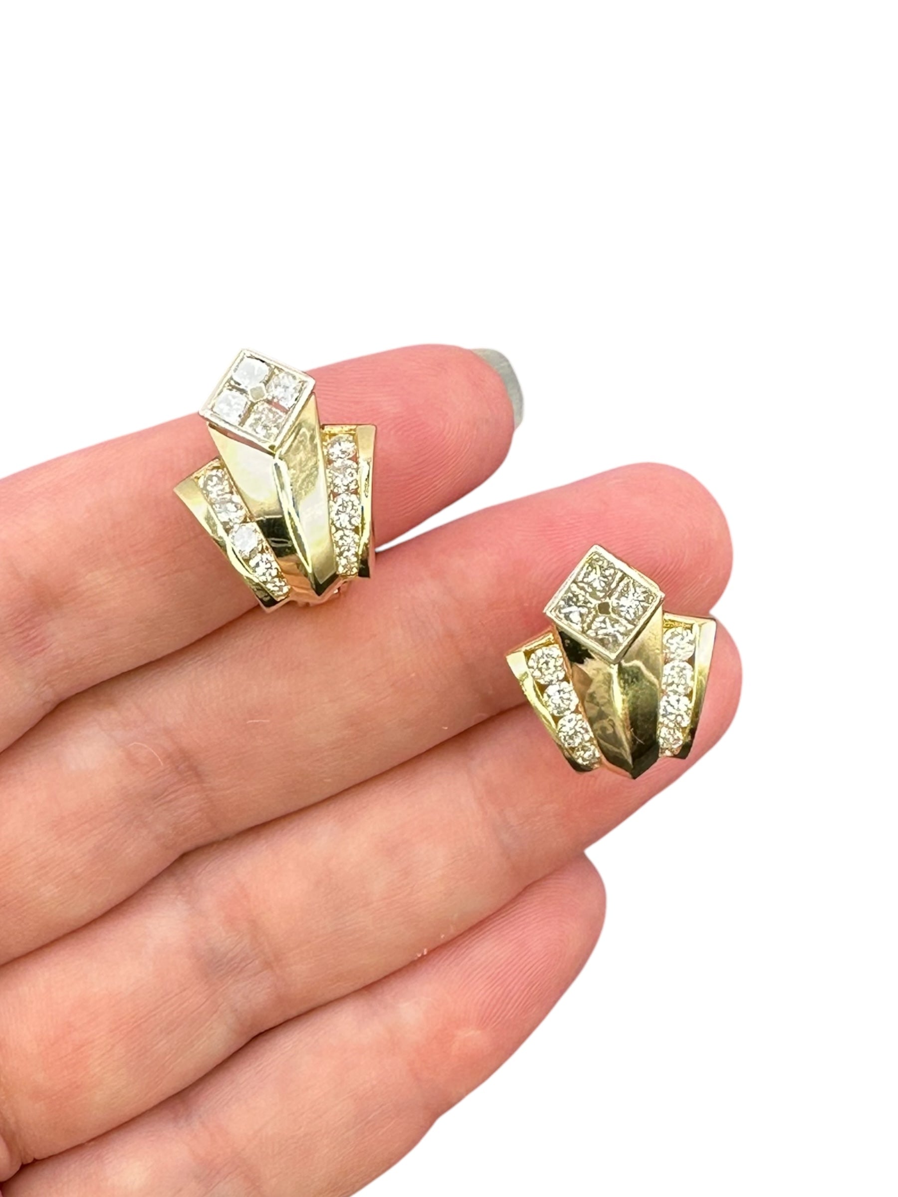 18k 1980s Art Deco Diamond Earrings