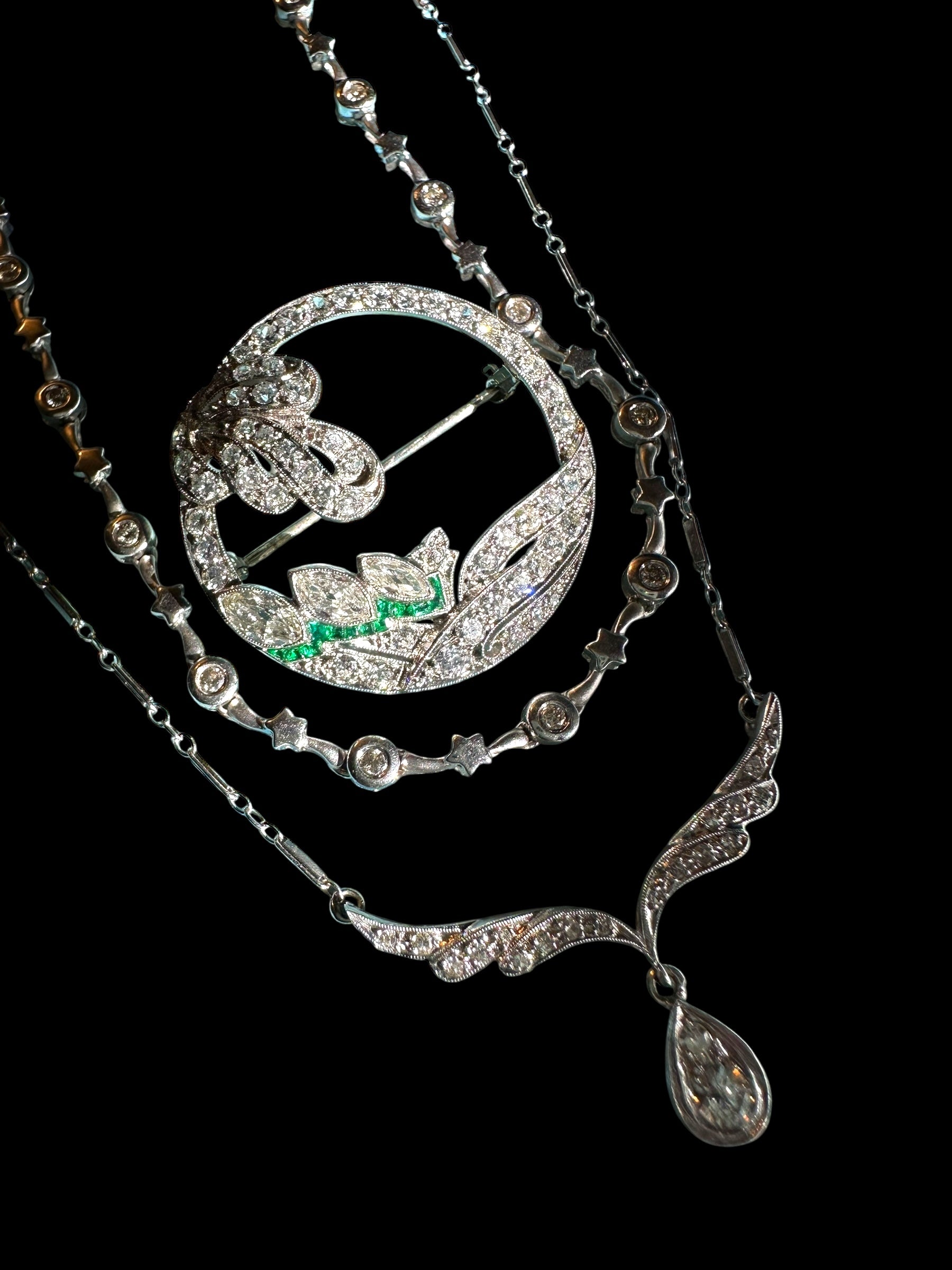 Art Deco Platinum Diamond Emerald Wreath Brooch