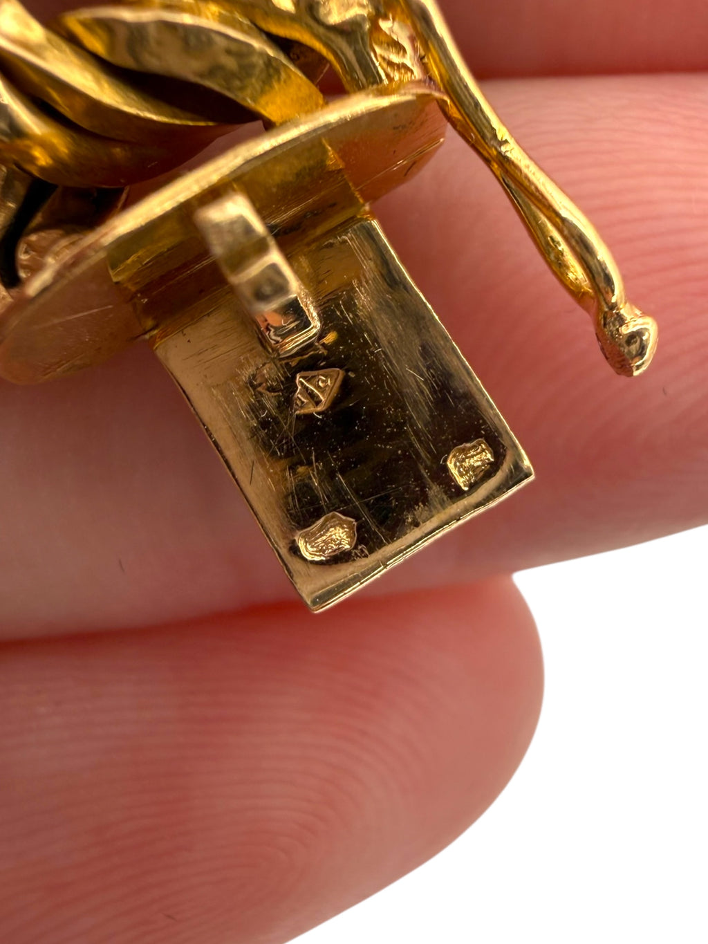 18k Twisted Curb Bracelet