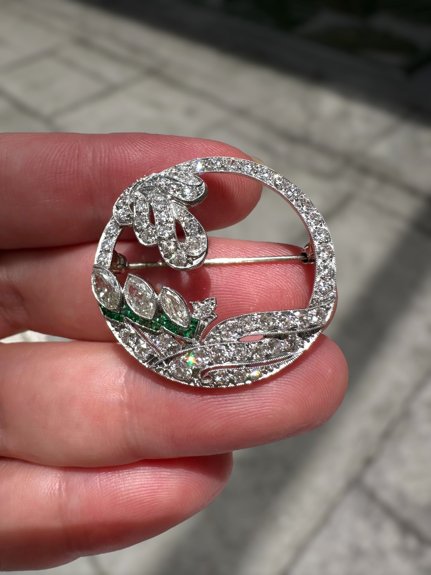 Art Deco Platinum Diamond Emerald Wreath Brooch