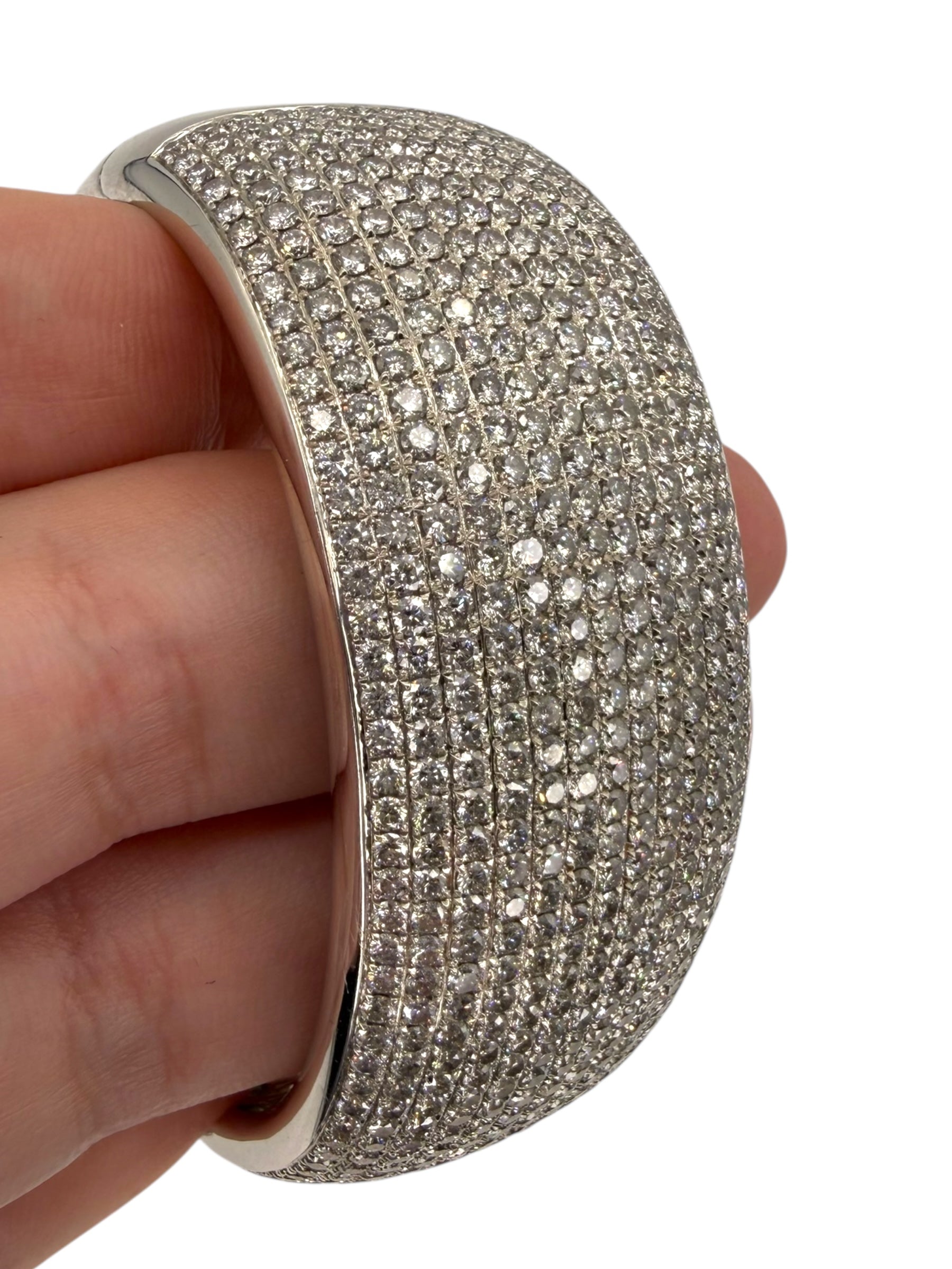 18k Diamond Bangle Bracelet