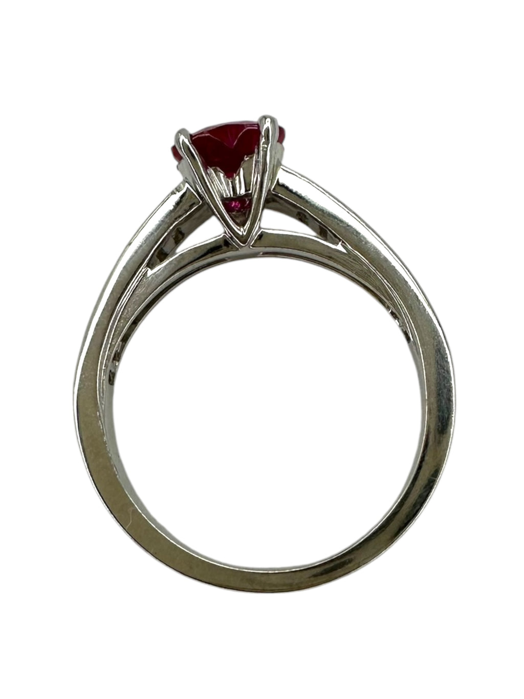 18k Heart Ruby Diamond Ring