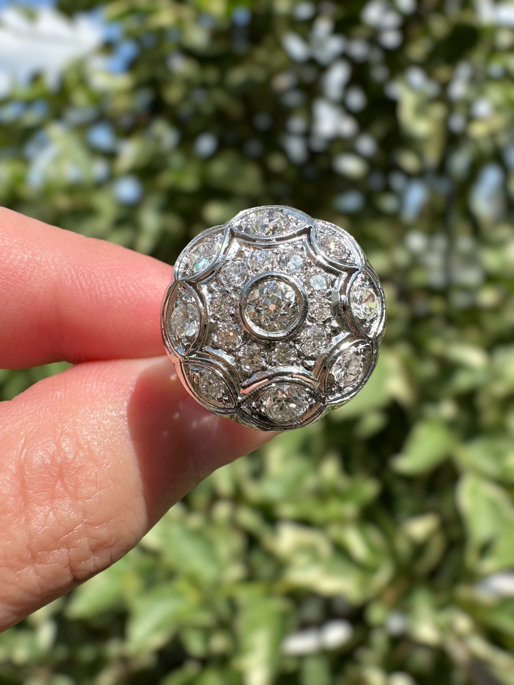 14k White Gold Diamond Round Cluster Ring