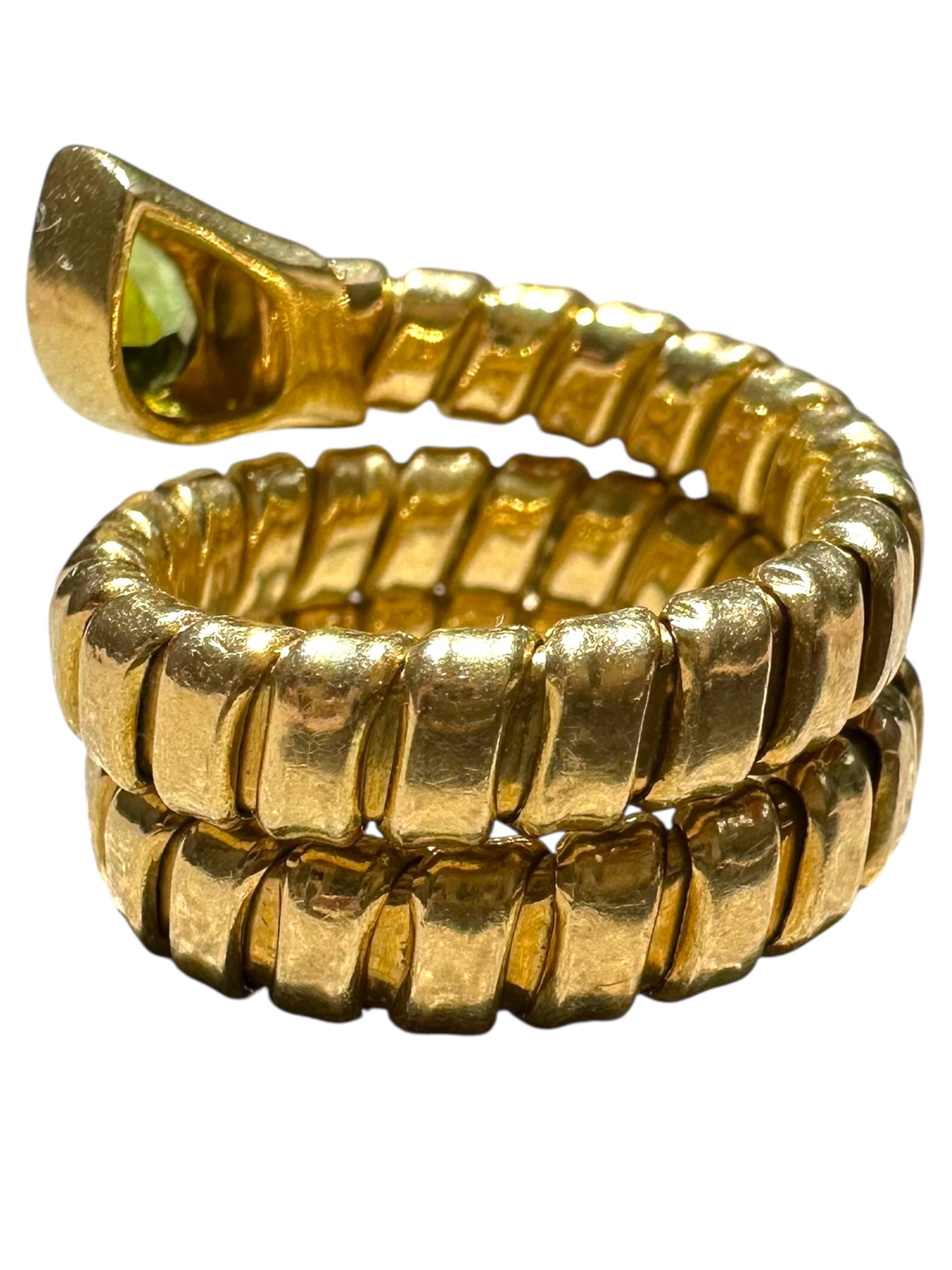 18k Tubogas Peridot Snake Ring