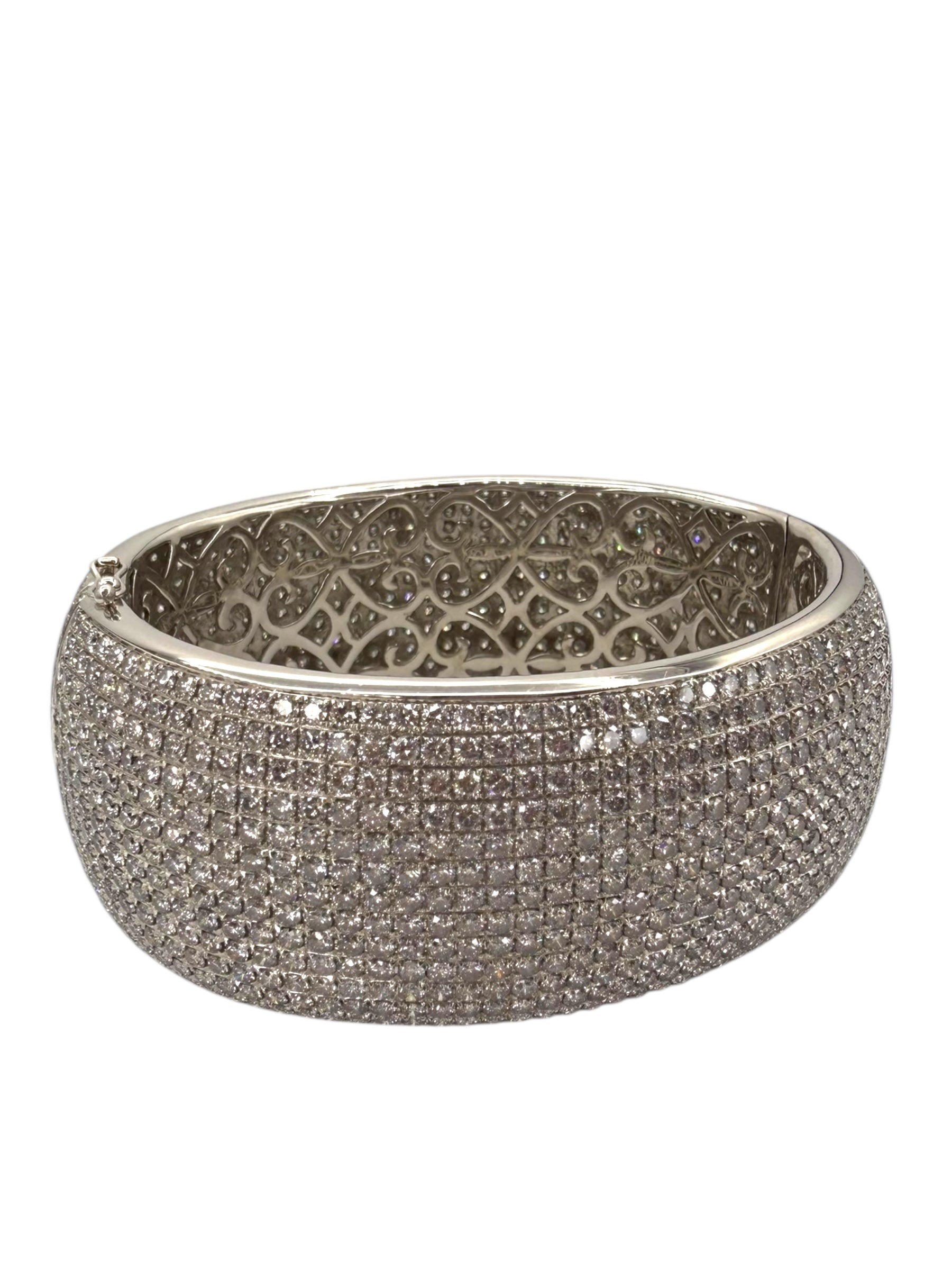 18k Diamond Bangle Bracelet