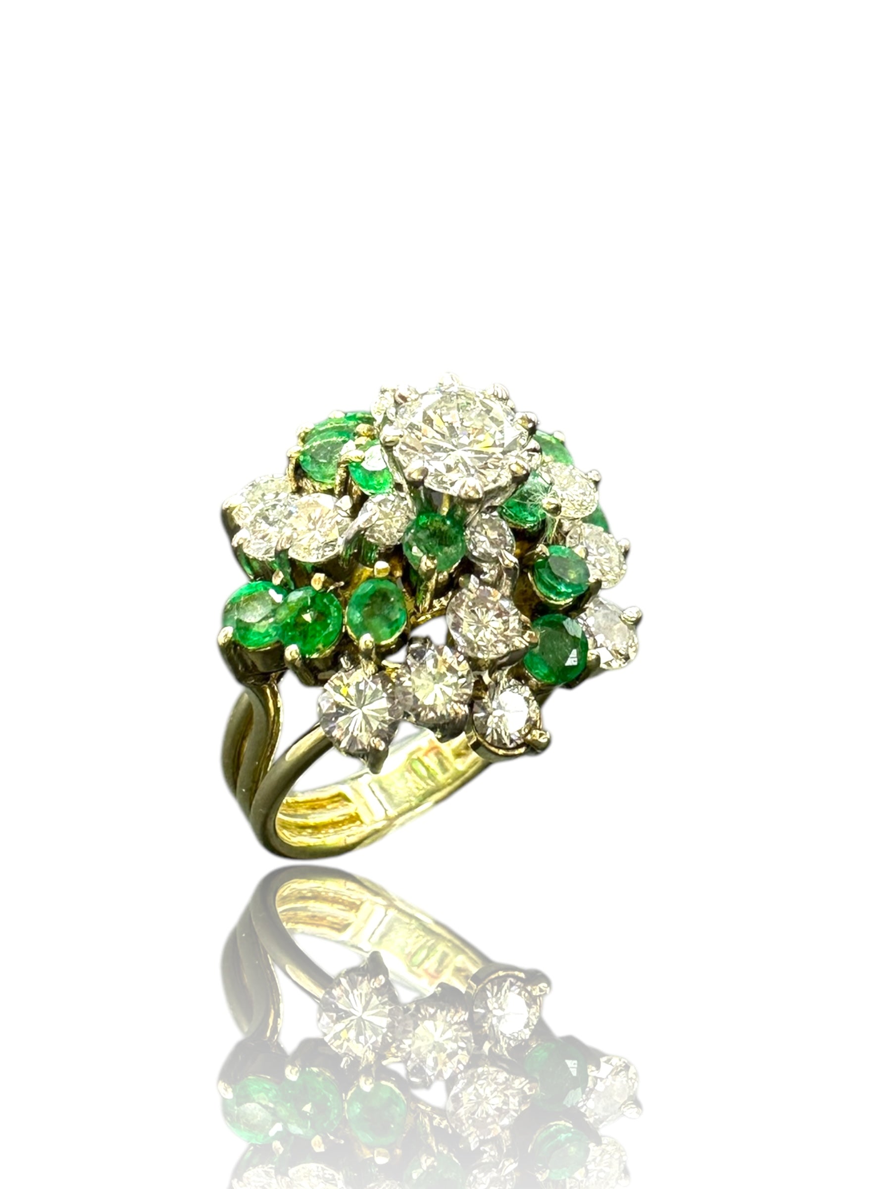 14k Emerald Diamond Swirl Cluster Ring