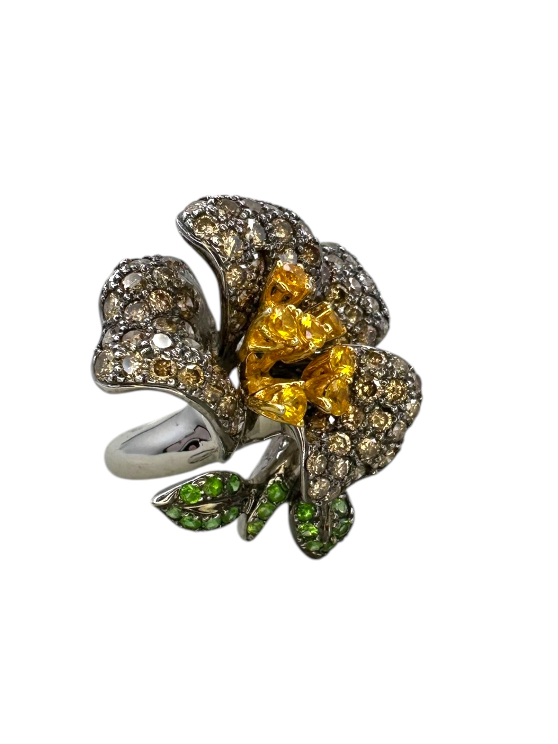 18k Diamond Flower Ring