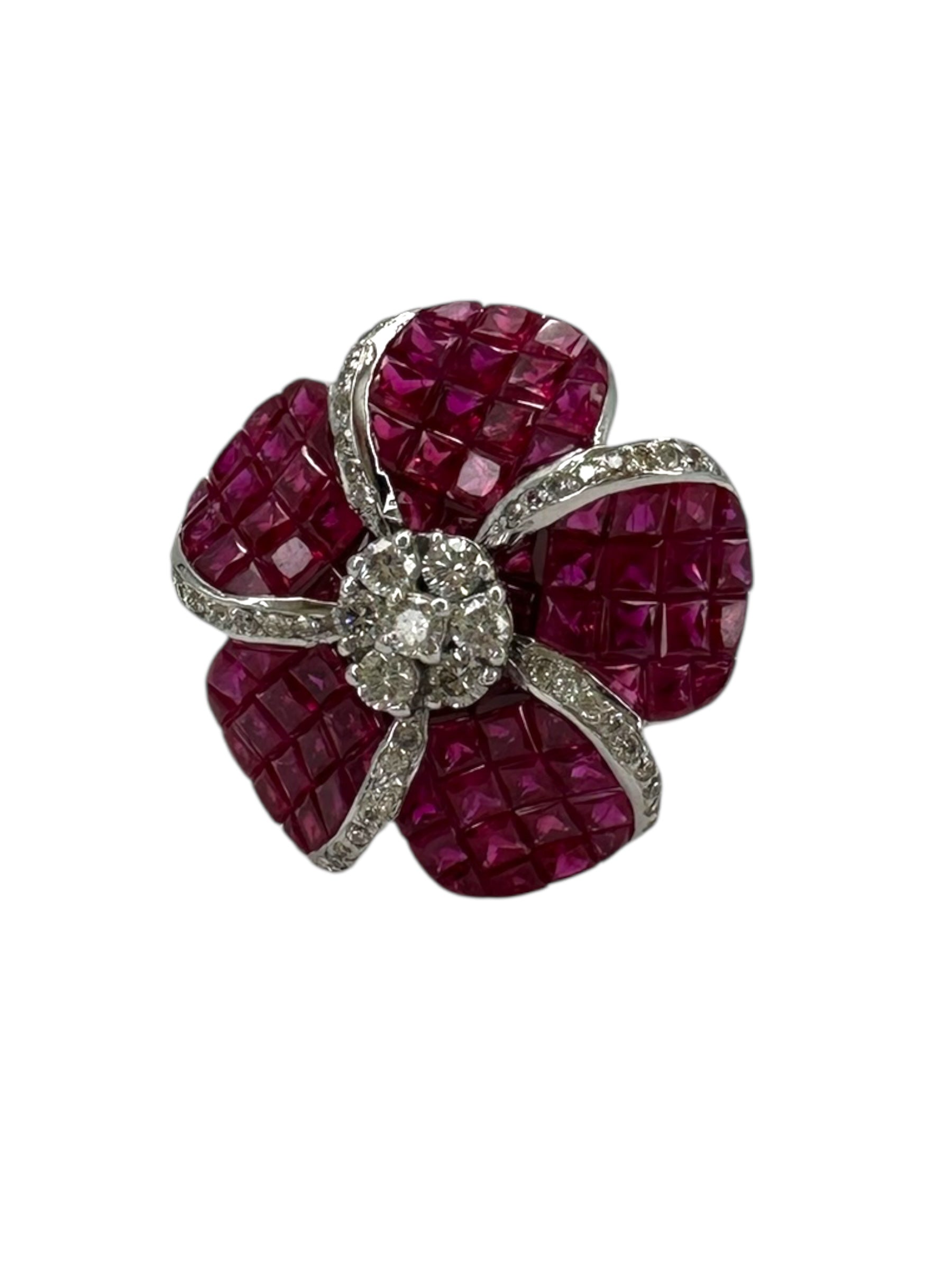 14k Ruby Diamond Flower Ring