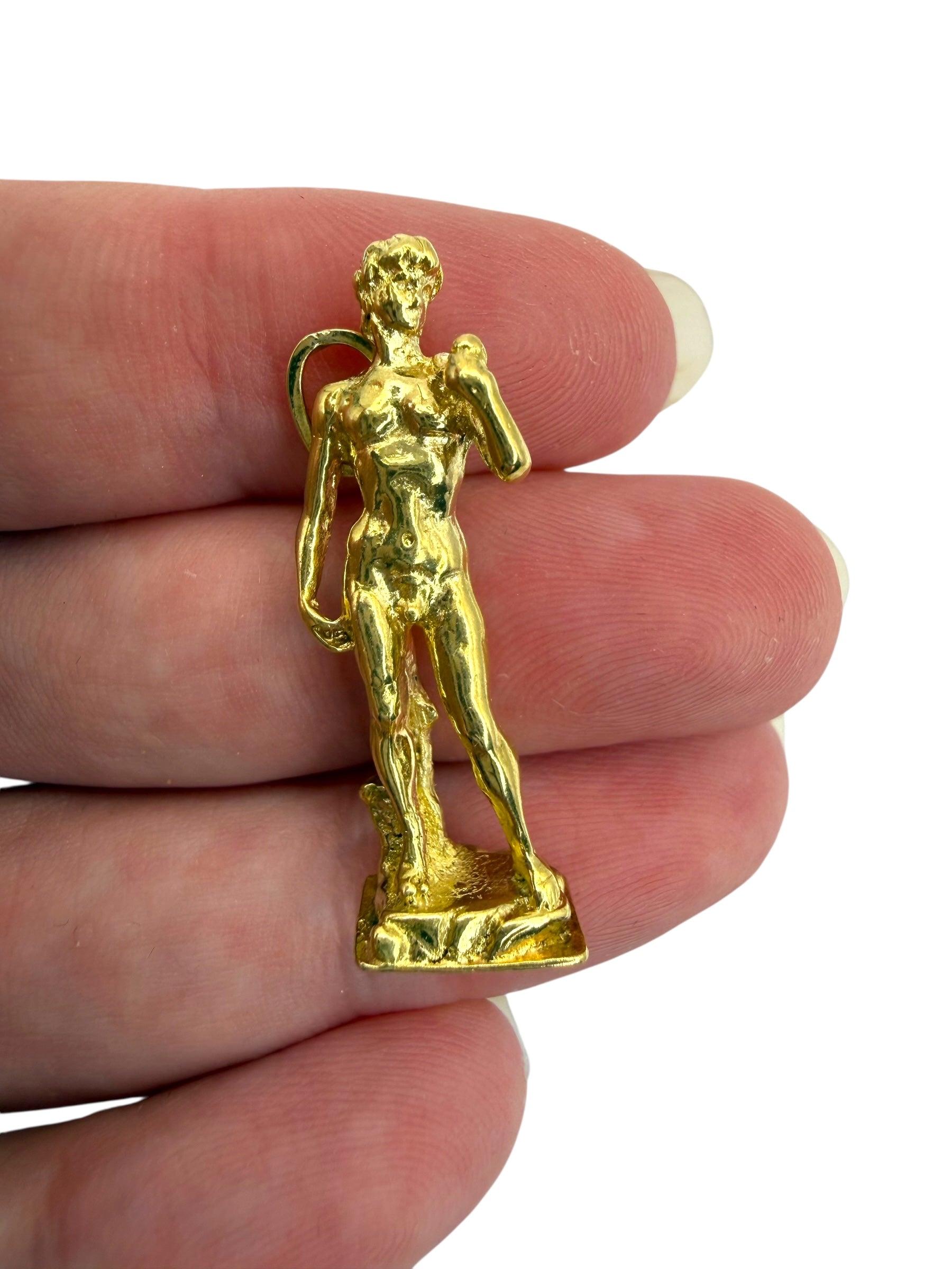 18k David Pendant