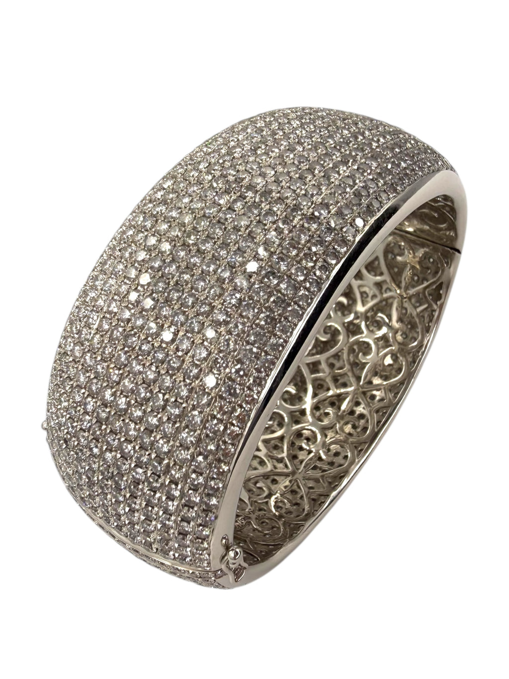 18k Diamond Bangle Bracelet