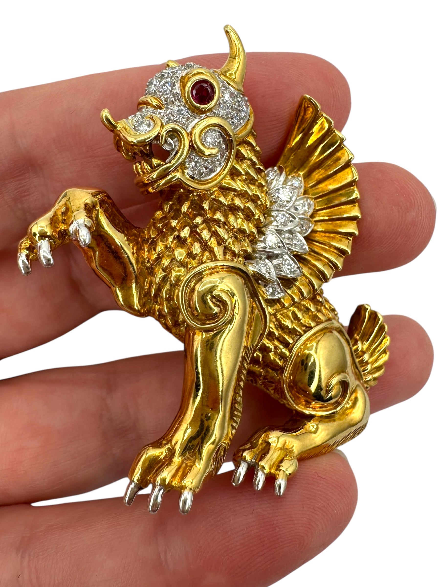 18k Fierce Critter Diamond Brooch