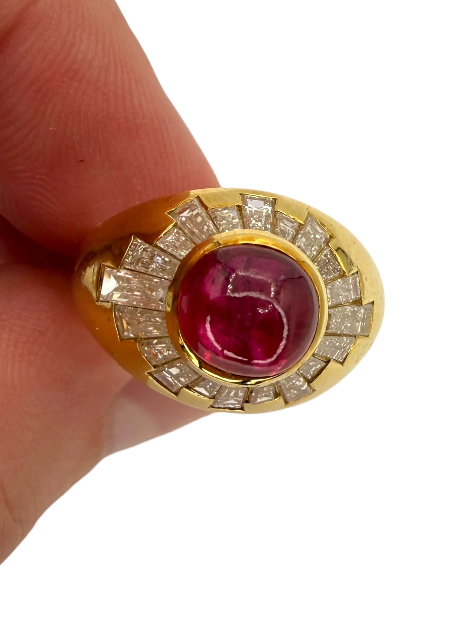 18k Ruby Cabochon Diamond Ring