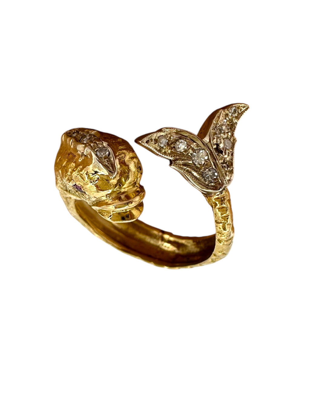 18k Diamond Dolphin/ Fish Ring
